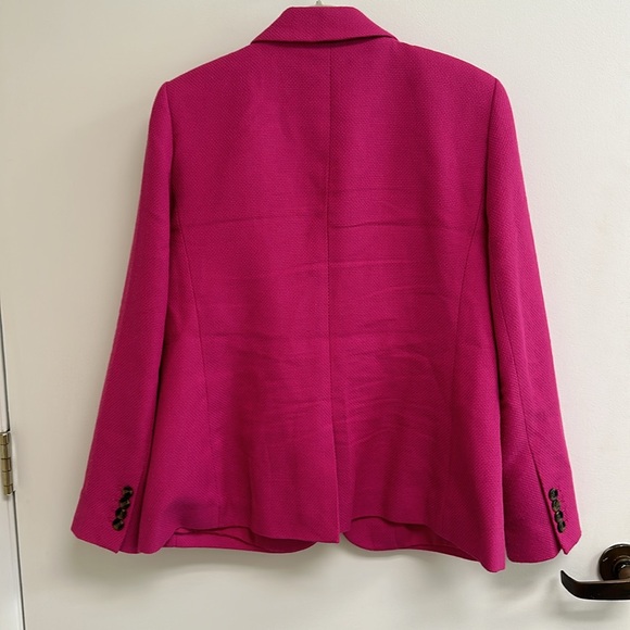 Ann Taylor Hutton Blazer in Pique 10P - Picture 4 of 6